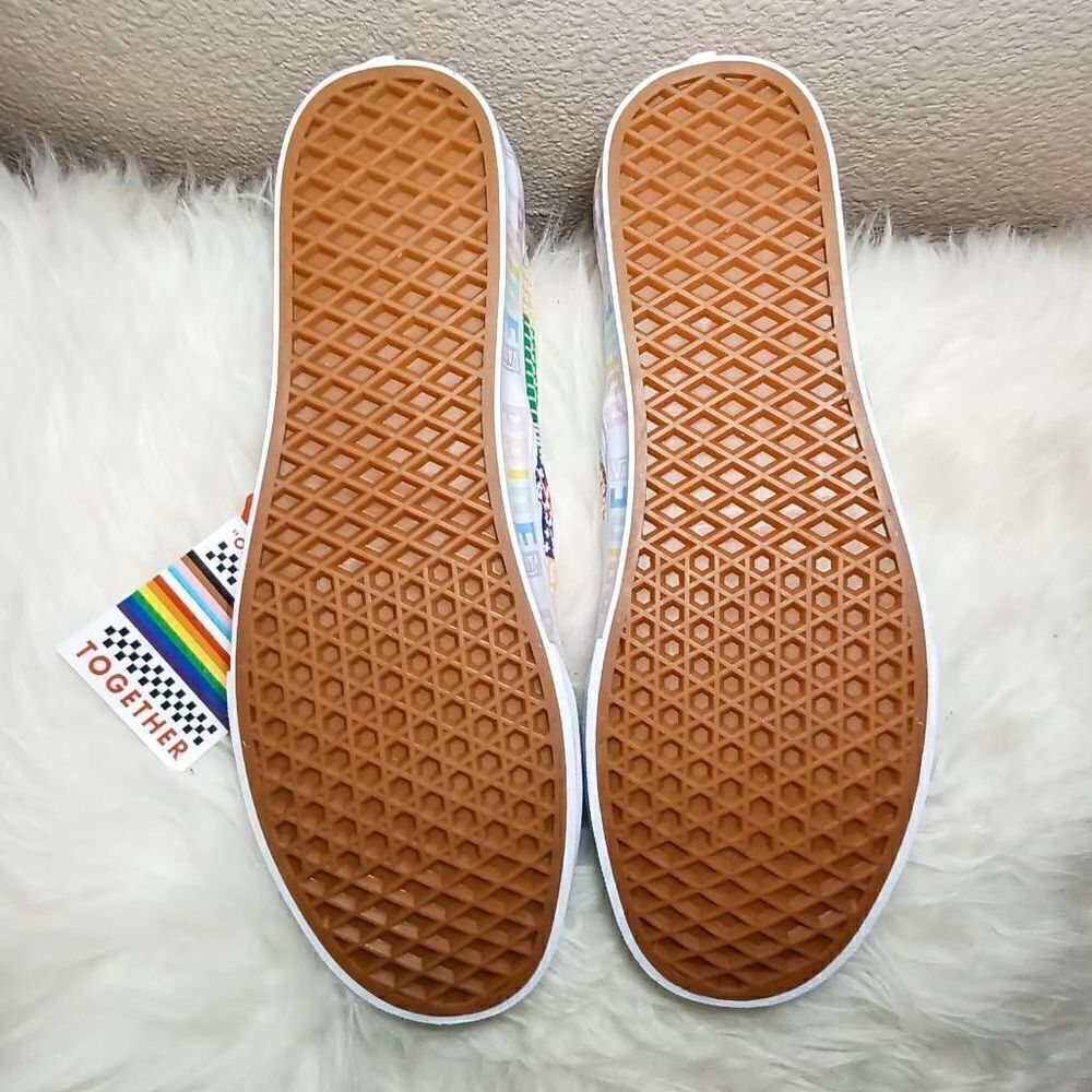 Vans NWT Unisex Pride Classic Slip-On Multicolor Sneakers Size M 11.5 W 13 - Picture 6 of 7